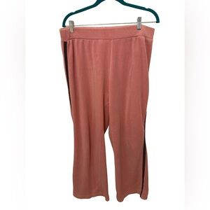 New York Laundry Blush Velour Pants